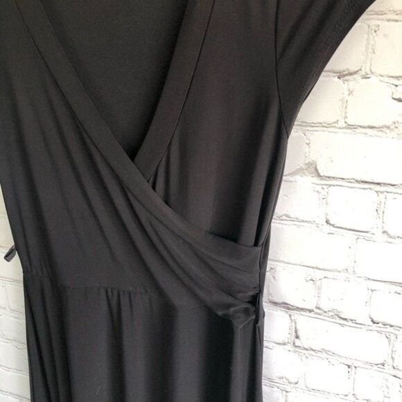 JANNETTE FASHION Simple Black Dress w Cross Front Size Small - Picture 2 of 4
